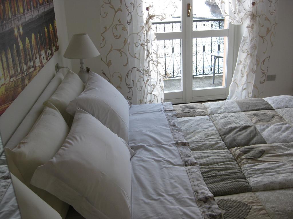 Divina Vita Apartments Varenna Pokoj fotografie